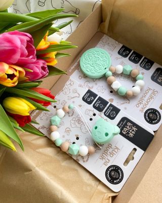 Jární zvýhodněné sady Oreo pro miminka 👶🏻dodavatel mi omylem zaslal jiné barvy těchto sušenek než jsem si objednala tak...